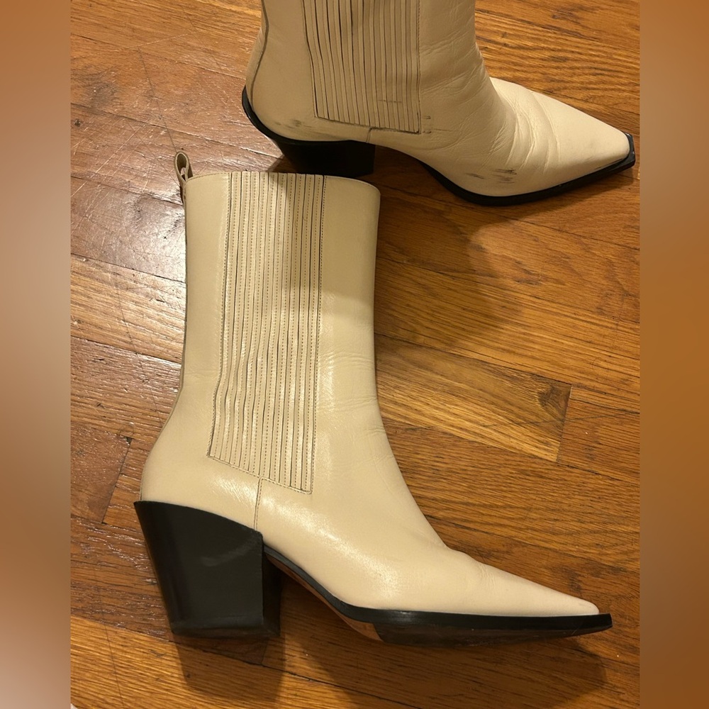 Aeyde cream boots